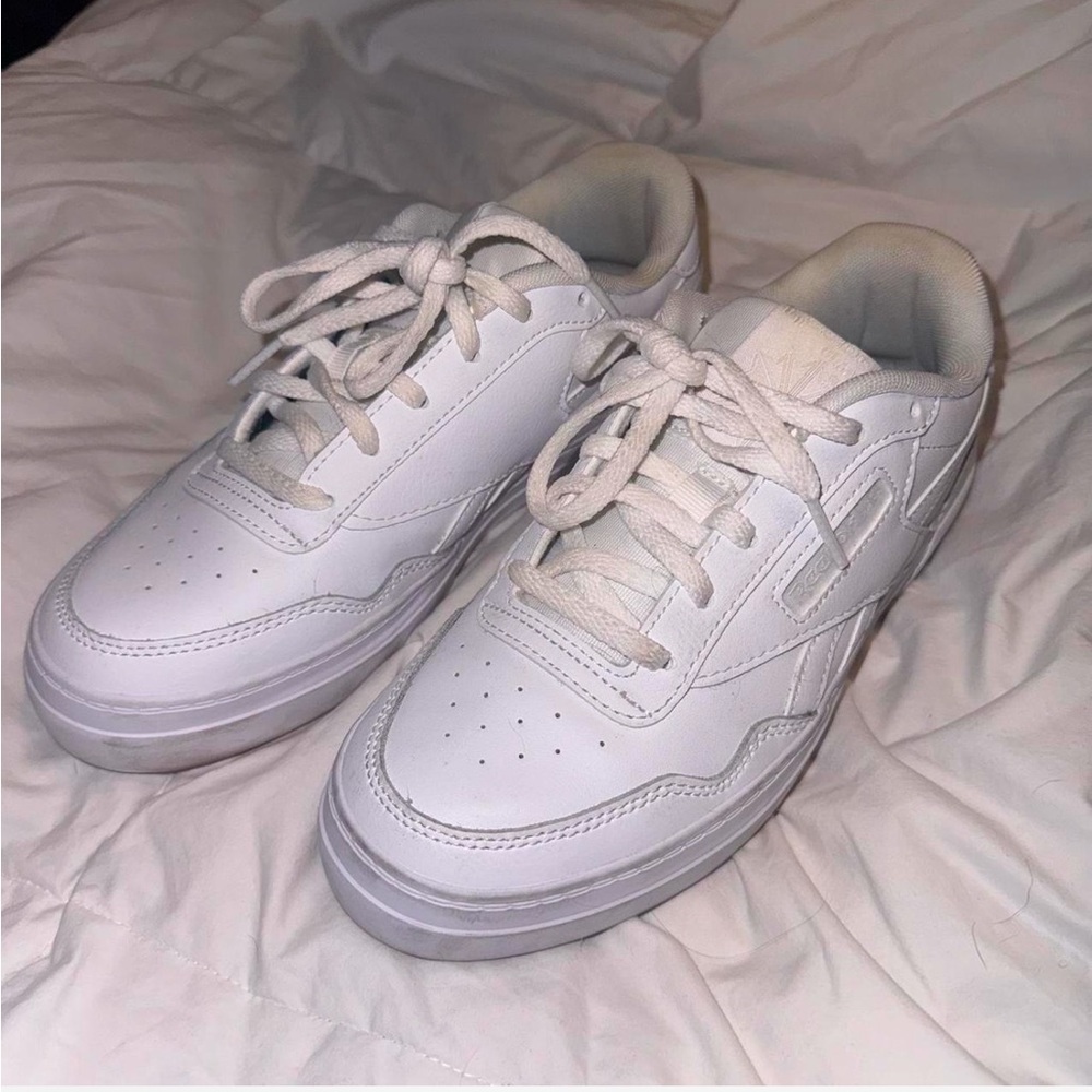 Reebok Sneakers